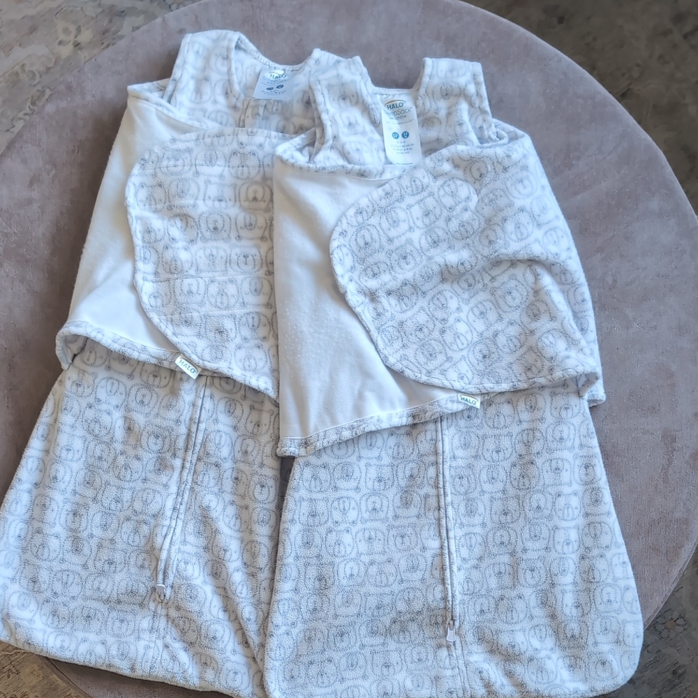 Bundle Of Two Fleece Halo Sleep Sacks Twin Size Small, 3-6 Months